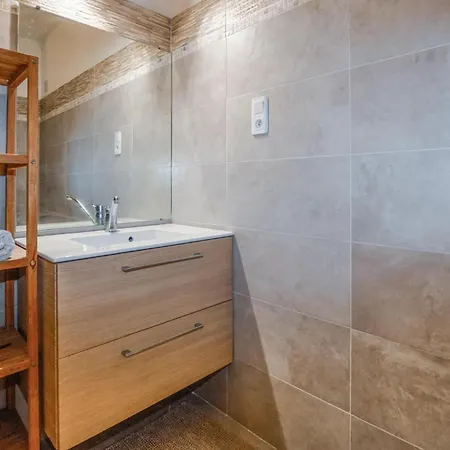 2 Bedroom Amazing In Furiani